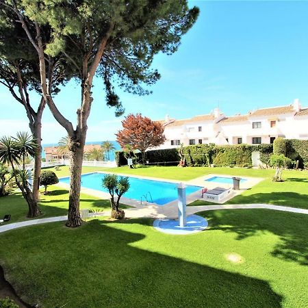 Apartamentos Los Cisnes - 2º Linea De Playa - Perfecta Ubicacion Benalmádena Zewnętrze zdjęcie