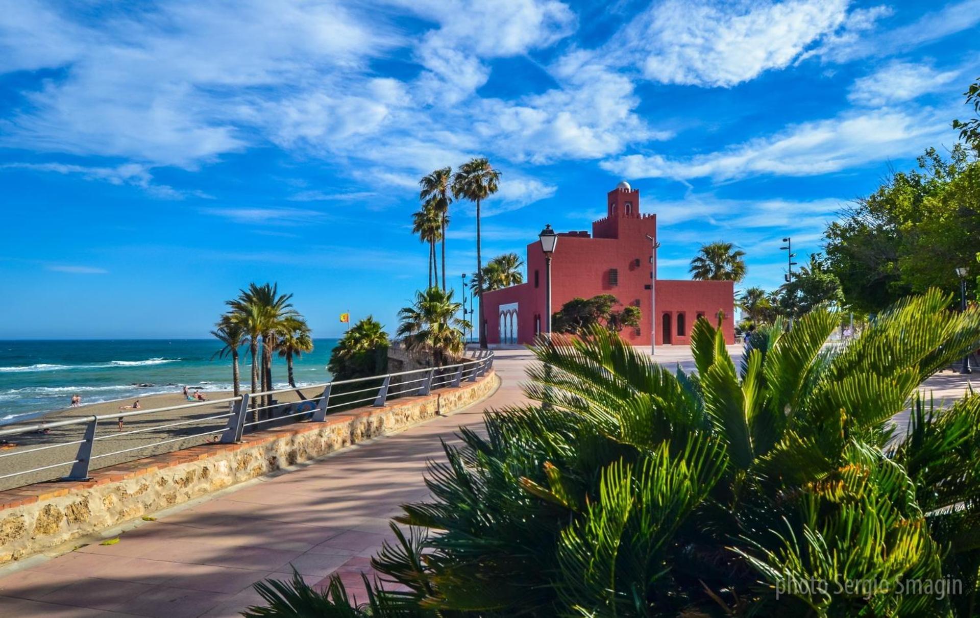 Apartamentos Los Cisnes - 2º Linea De Playa - Perfecta Ubicacion Benalmádena Zewnętrze zdjęcie